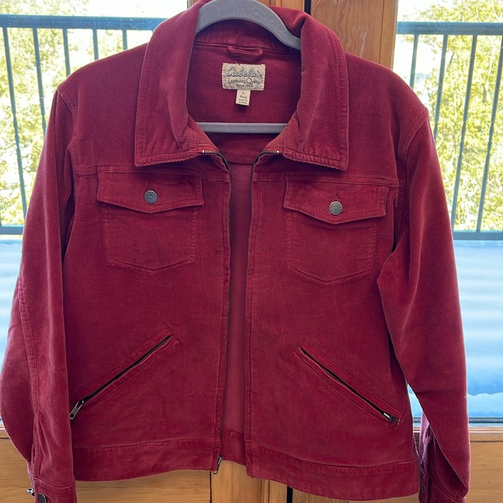 Women’s EUC Cabela’s Corduroy zipper jacket size L